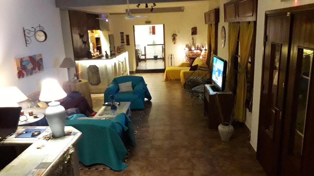 Posada De La Villa Вила Гесел Екстериор снимка